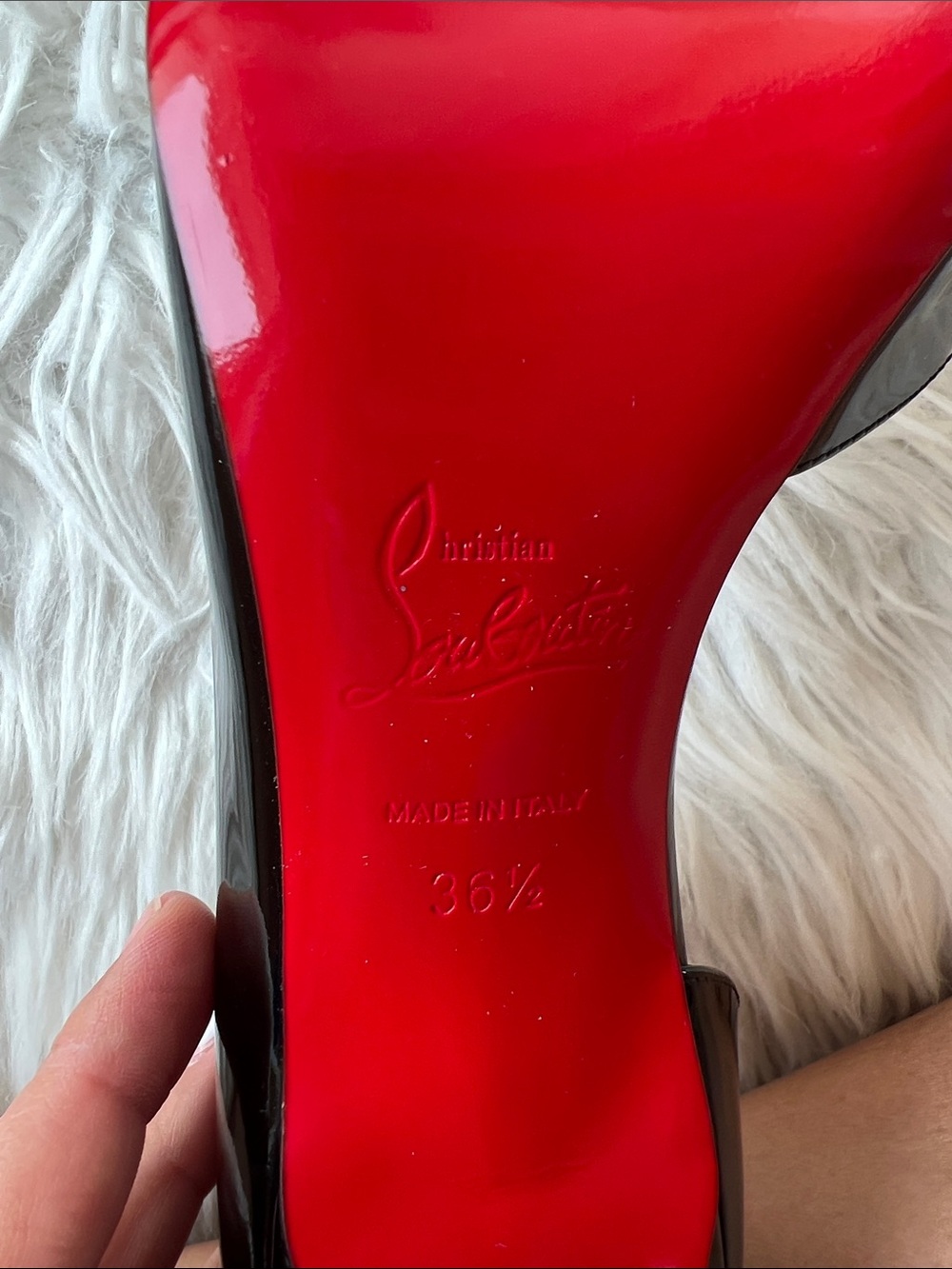 Christian Louboutin Black Patent Leather Pointed Stiletto Pumps with Red Sole - Picture 11 of 12